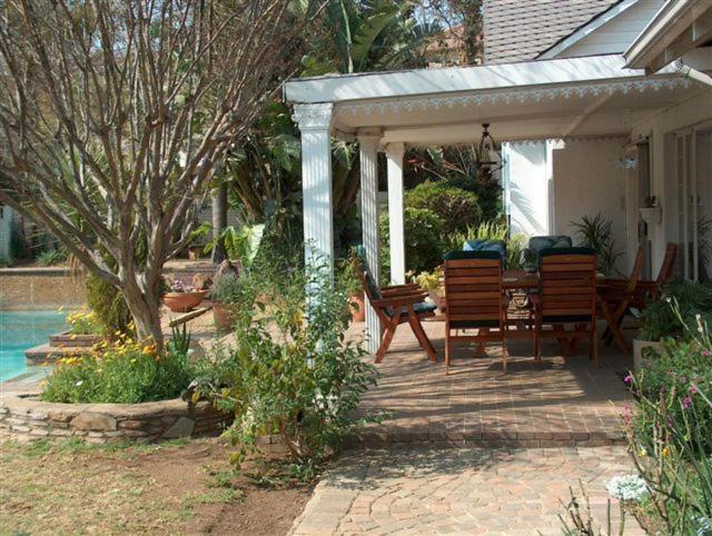Liongate Bed And Breakfast Edenvale Ngoại thất bức ảnh