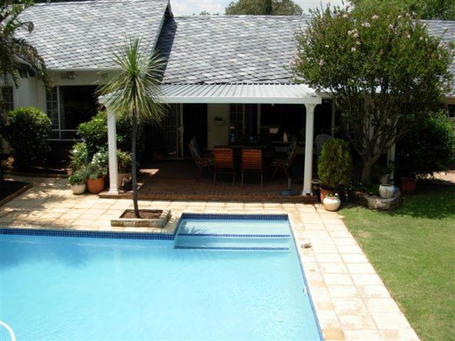 Liongate Bed And Breakfast Edenvale Ngoại thất bức ảnh