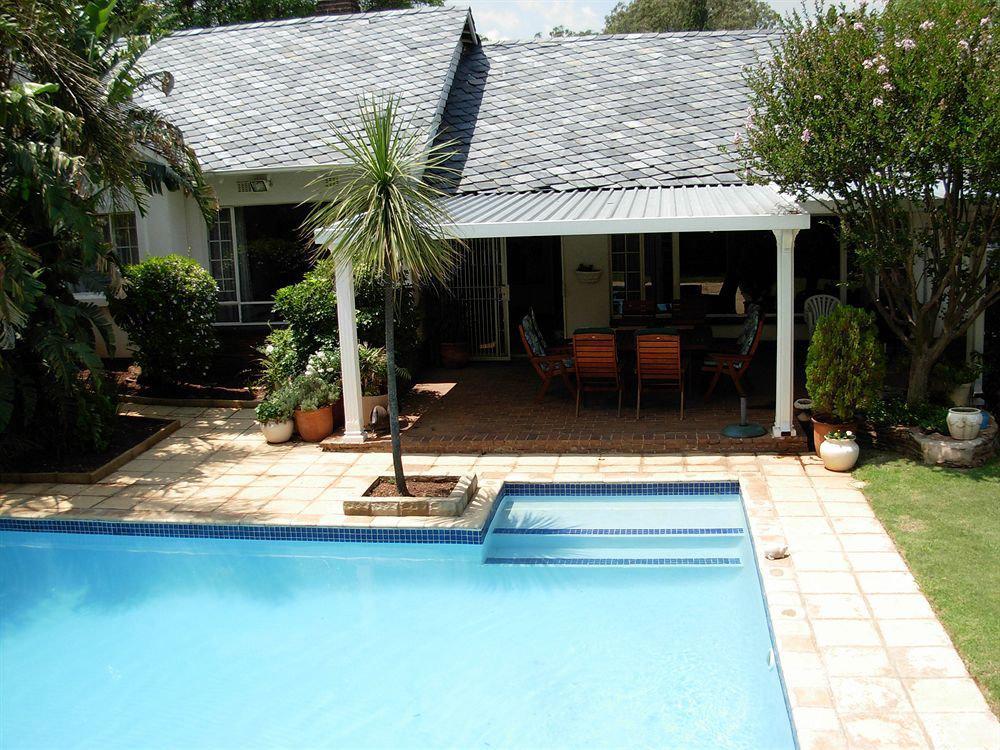 Liongate Bed And Breakfast Edenvale Ngoại thất bức ảnh